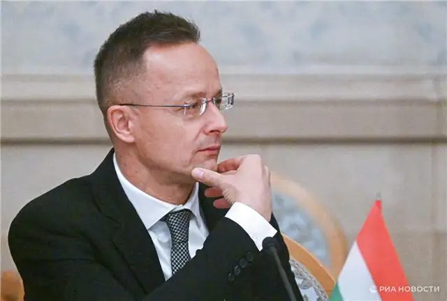 Сийярто заявил, что при власти венгерская партия "Тиса" откроет Украине путь в Европейский союз