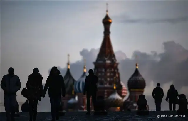Минэкономразвития сообщает - стоимость путешествия по России для иностранцев достигнет 200 тысяч рублей