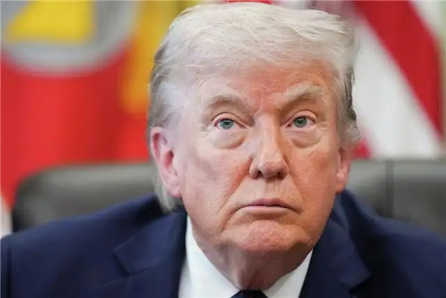 Трамп заявил о военной неудаче Украины