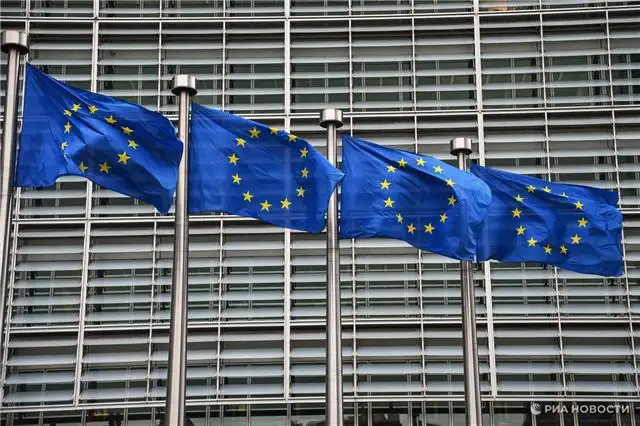 Euractiv сообщает, что ЕС намерен подтолкнуть G7 к быстрому перечислению Киеву кредитных средств, полученных за счет российских активов