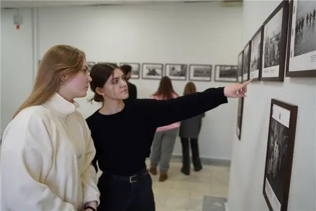 В Тюмени стартовала выставка, посвящённая освобождению Крыма в 1944 году